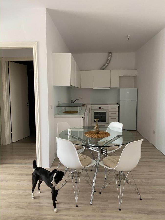 Summer Getaway: Stunning 1 Bedroom Apartment! Polis Extérieur photo